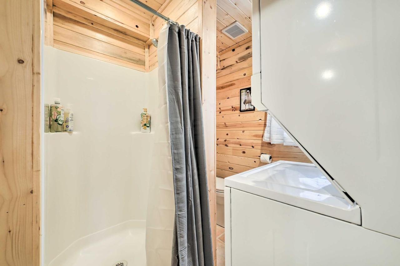 Cozy Island Park Cabin, 20 Mi To Yellowstone! 외부 사진