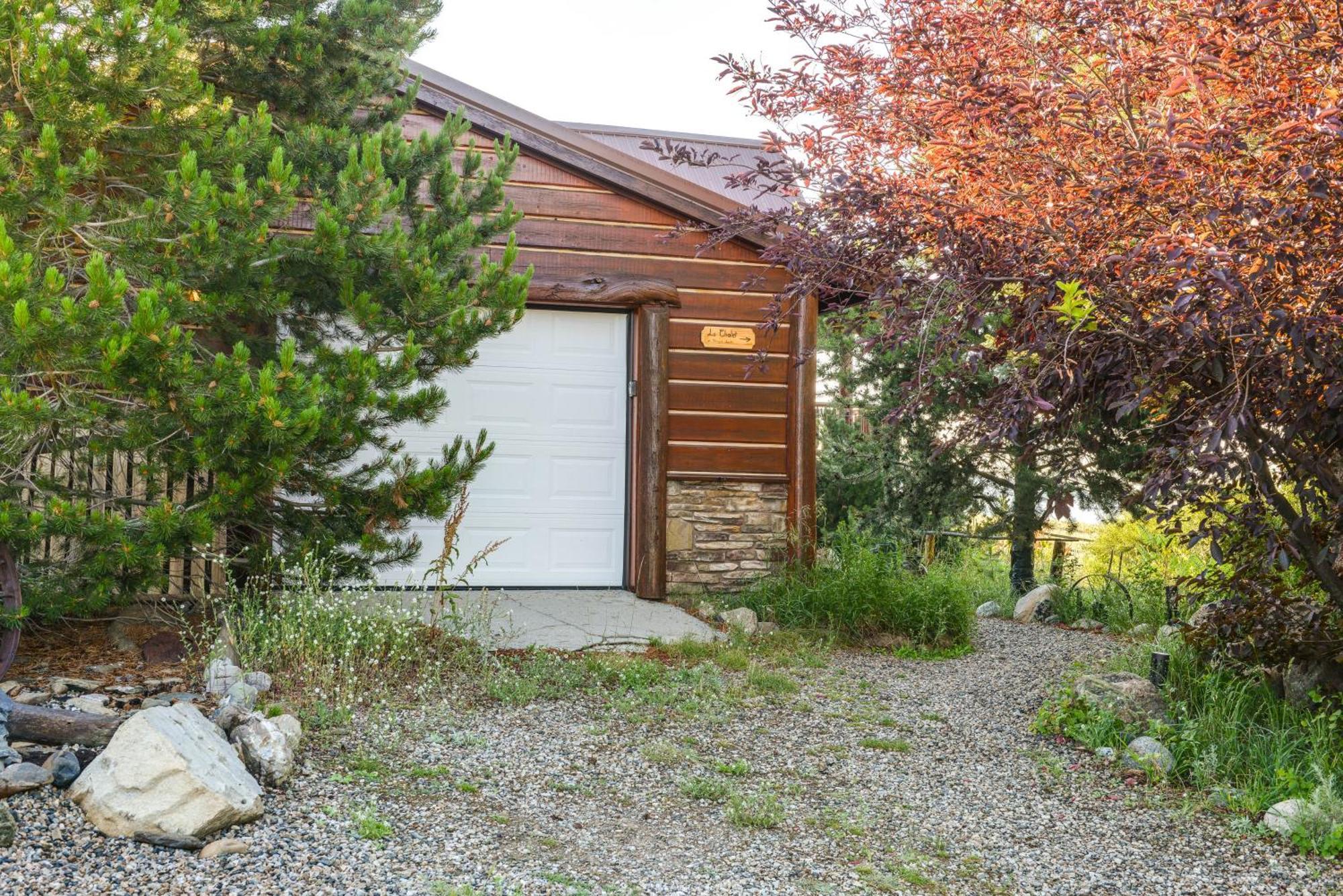 Cozy Island Park Cabin, 20 Mi To Yellowstone! 외부 사진