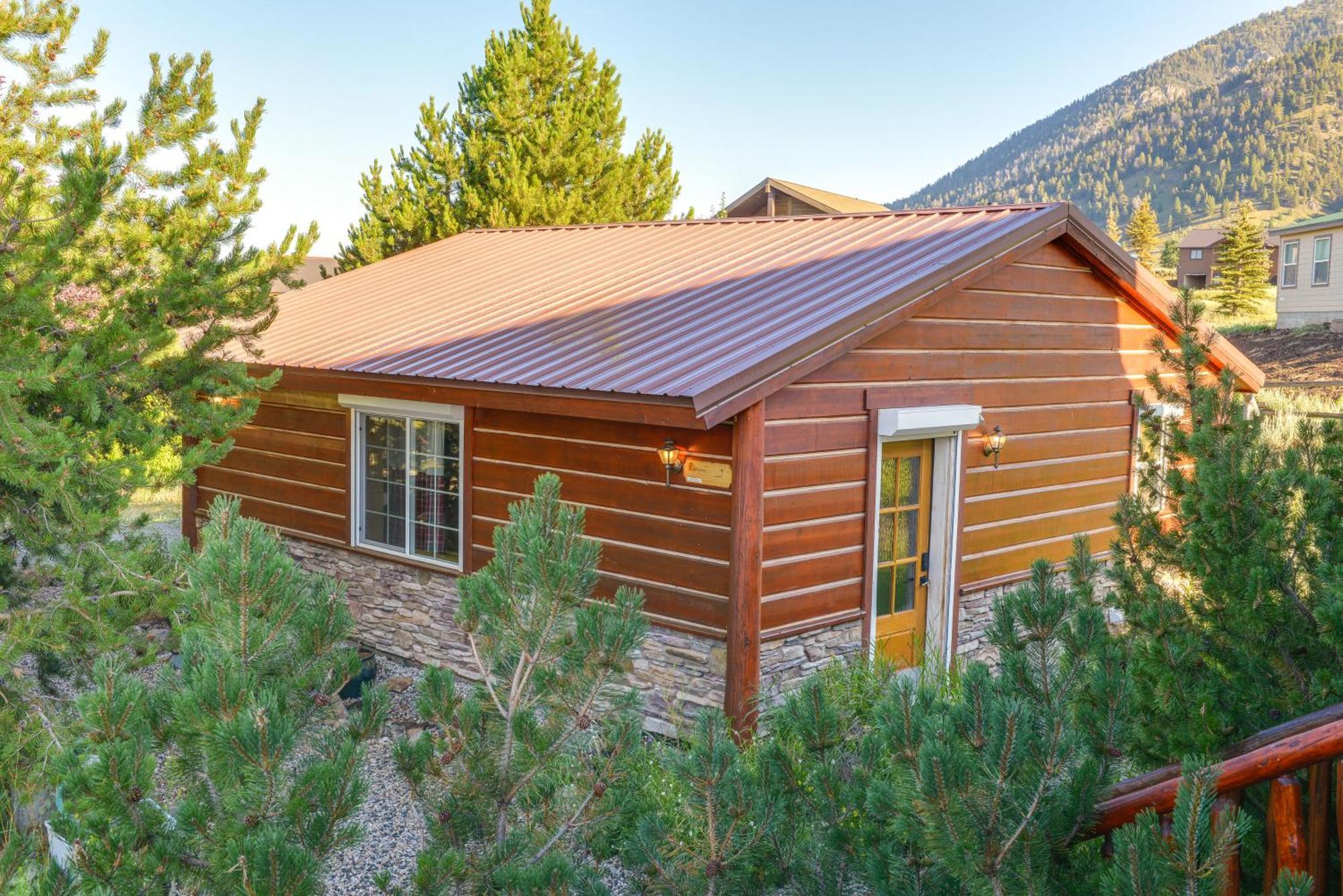 Cozy Island Park Cabin, 20 Mi To Yellowstone! 외부 사진