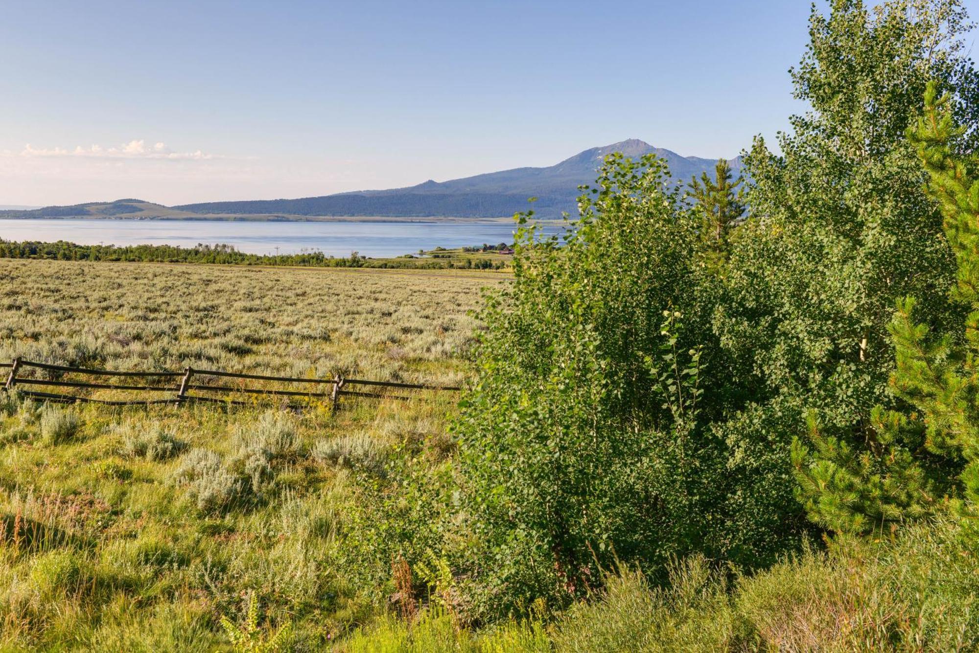 Cozy Island Park Cabin, 20 Mi To Yellowstone! 외부 사진
